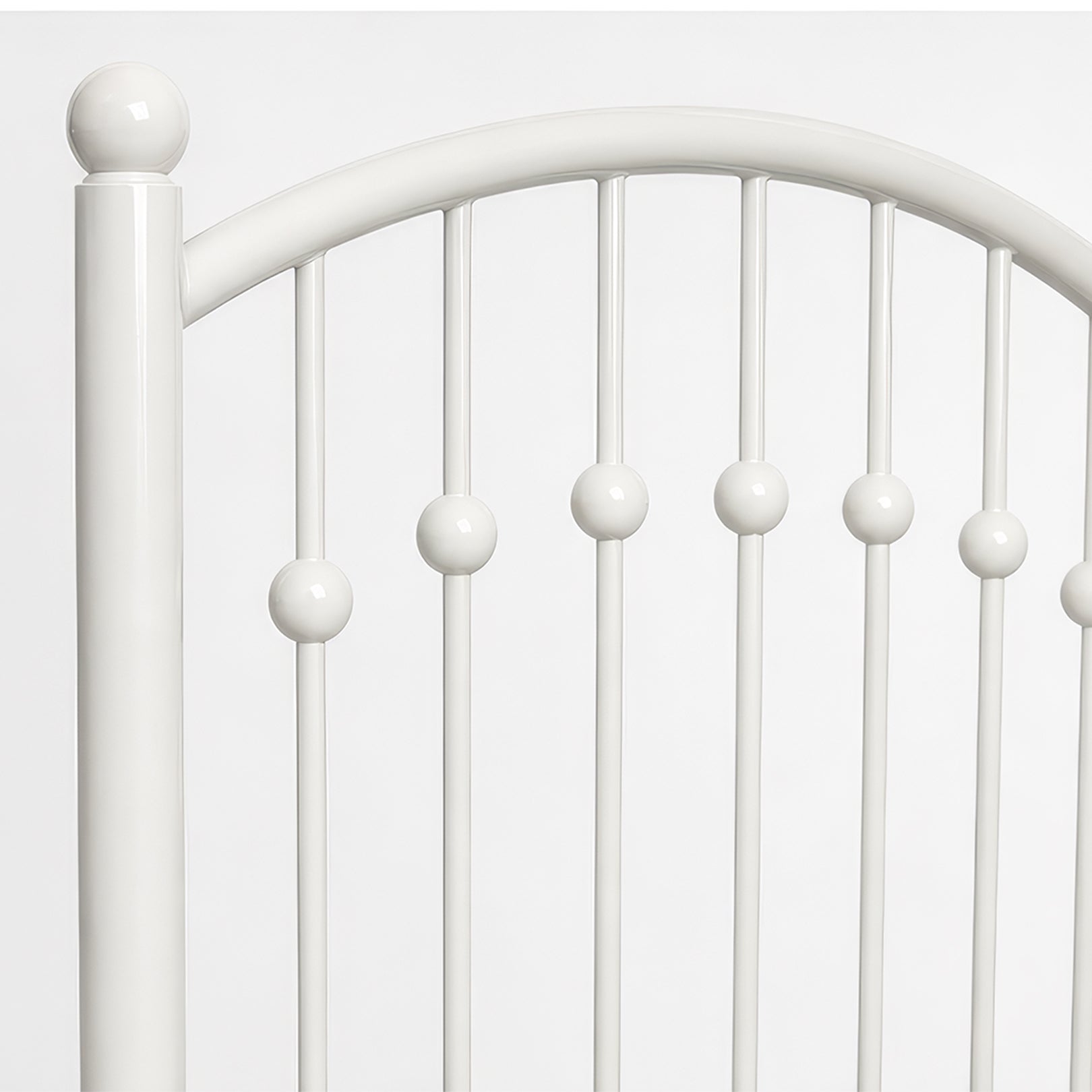 Iron Bed — Simple Design, Maximum Comfort